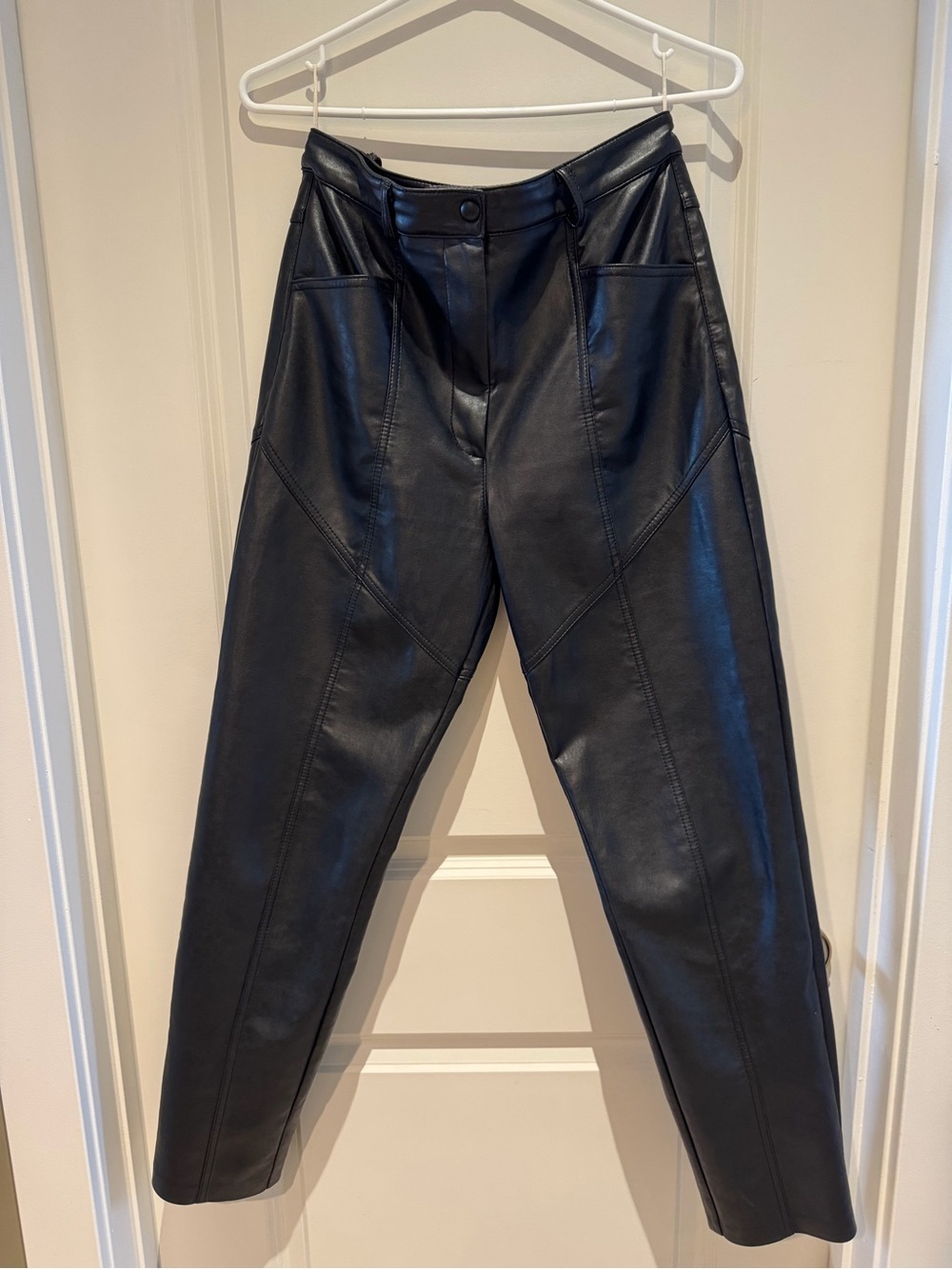 Wilfred Black Vwgan Leather High-Rise Pants